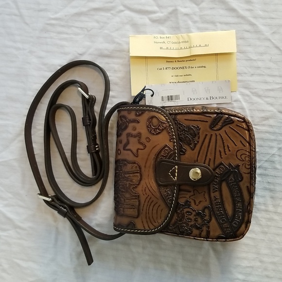 Disney Dooney and Bourke Adjustable Bag - Picture 3 of 13
